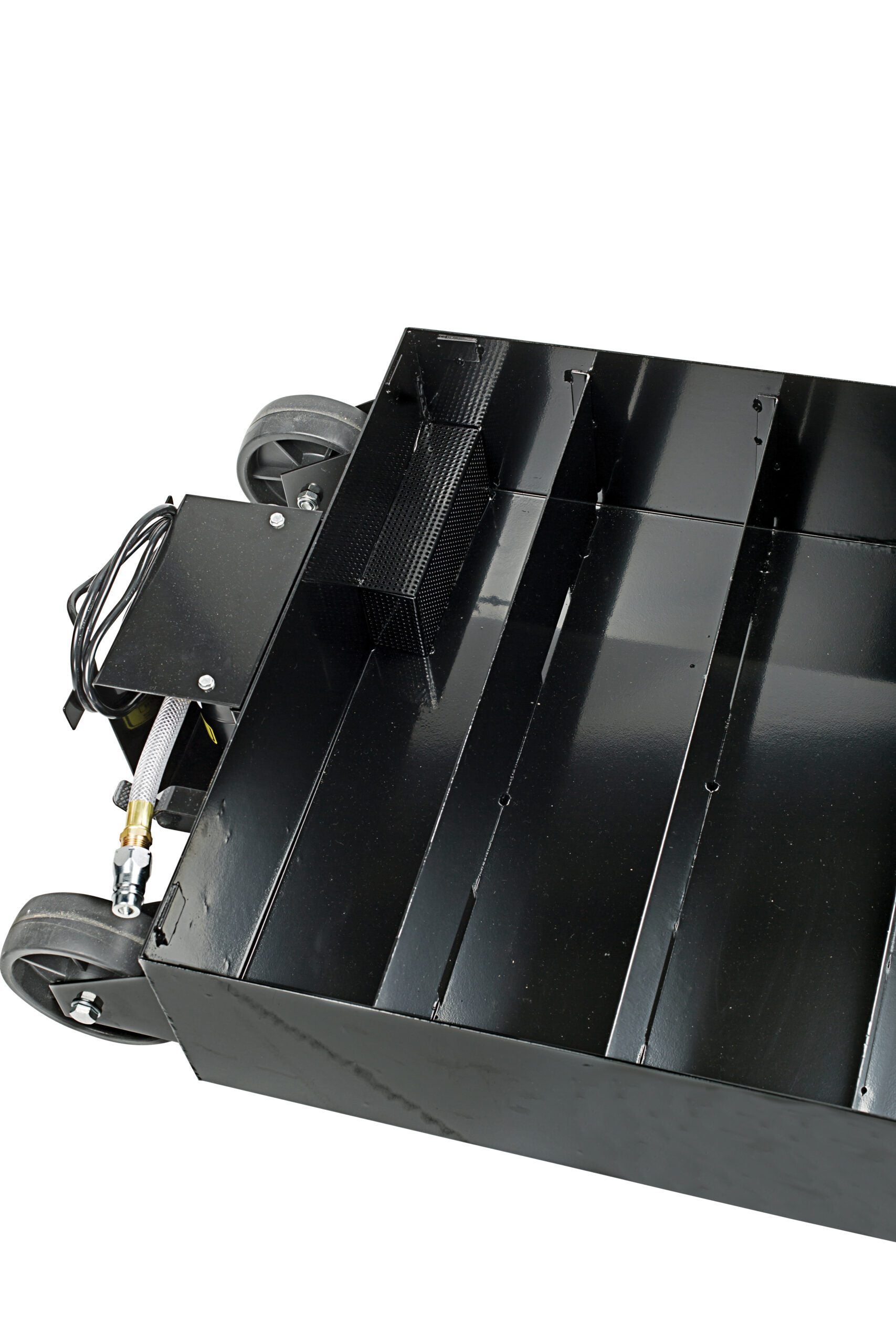 JohnDow Industries JDI-LP5 interior tank view showing internal baffles that prevent splashing during transport