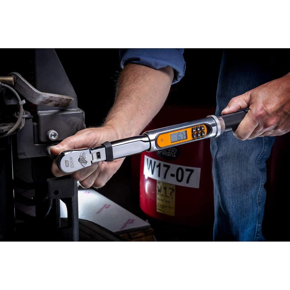 GearWrench 85195 Clé dynamométrique électronique à tête flexible 120XP à entraînement 3/8" avec angle, 0-100 FT-LB, 15,87" de long, comprend un étui moulé