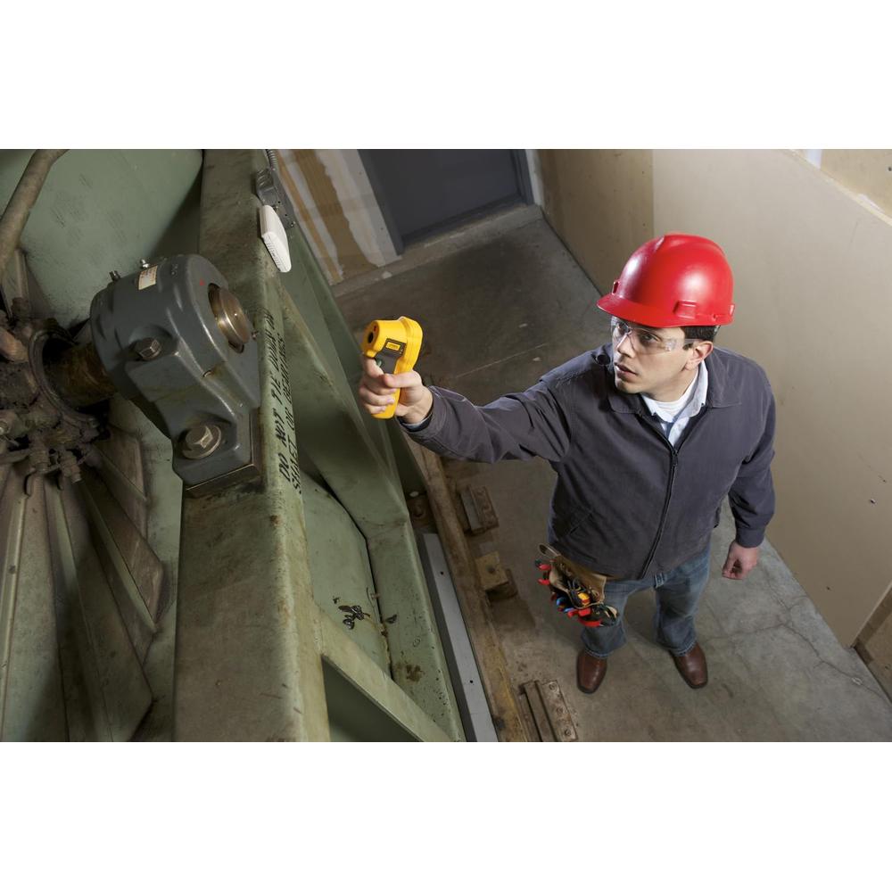 THERMOMÈTRE IR Fluke 5065894 IP54. DOIT ÊTRE COMMANDÉ EN MULTIPLES DE 3. - MODÈLE #62-MAX