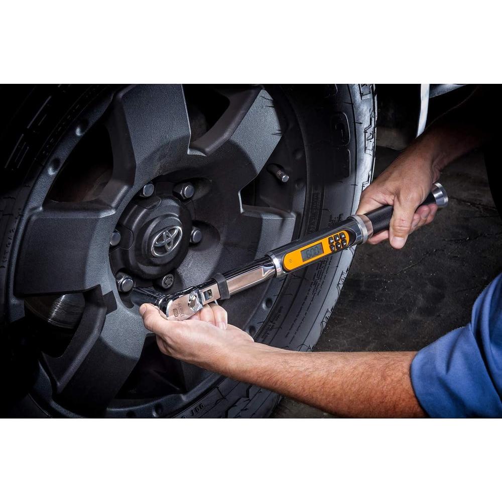GearWrench 85195 Clé dynamométrique électronique à tête flexible 120XP à entraînement 3/8" avec angle, 0-100 FT-LB, 15,87" de long, comprend un étui moulé