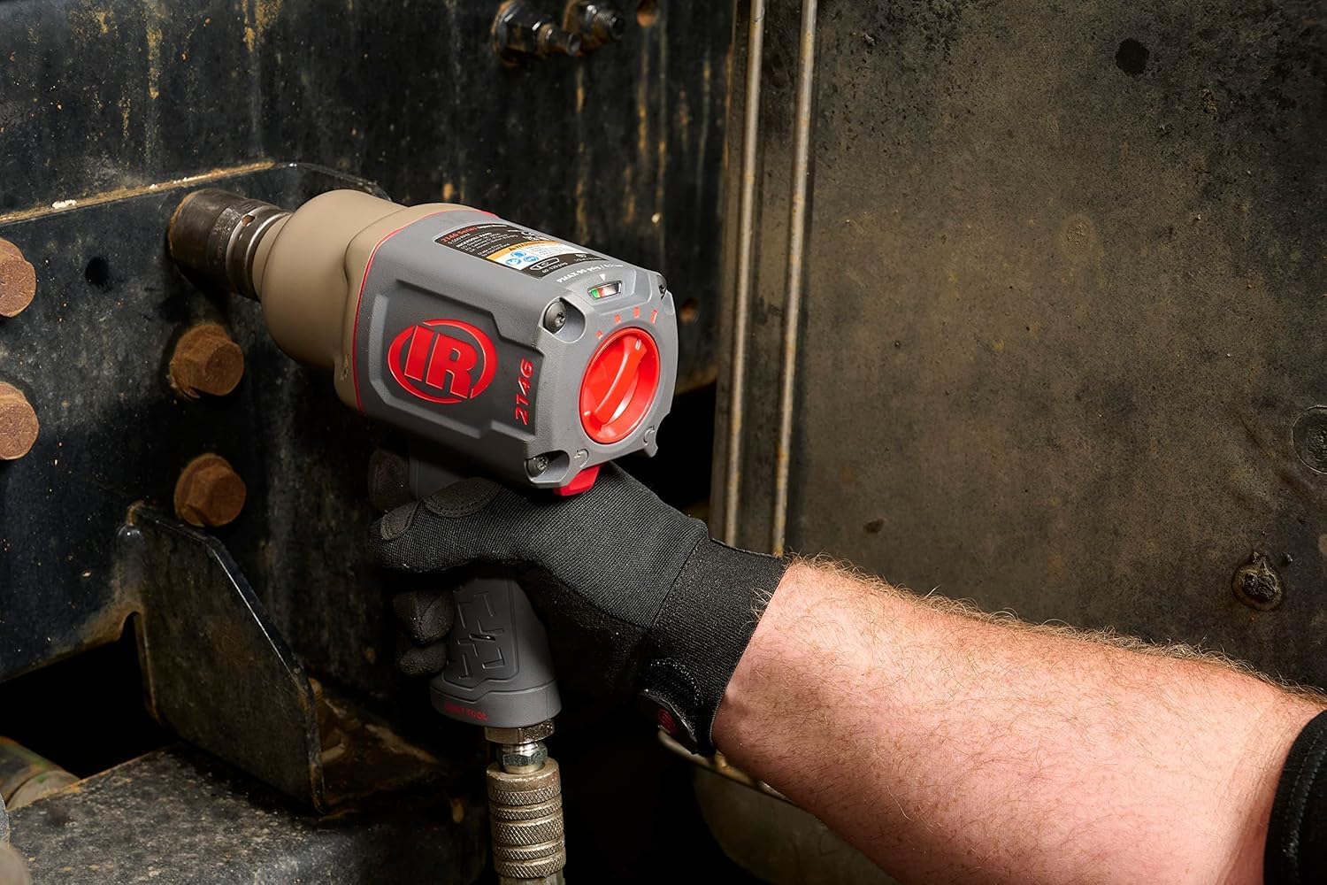 Clé à chocs pneumatique silencieuse Ingersoll Rand 2146Q2MAX, entraînement 1", couple de desserrage de 2000 pi-lb, couple maximal de 1450 pi-lb, 5500 tr/min