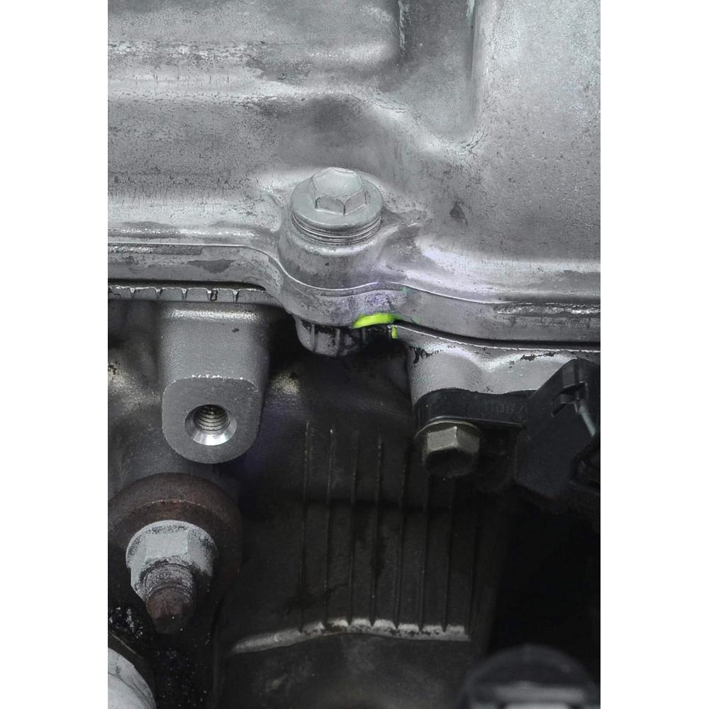 LeakFinder LF2001 OIL-BASED DYE, (6) 1 OZ (30 ML) BOTTLES, FINDS LEAKS IN OIL, FUEL, ATF, & POWER STEERING SYSTEMS