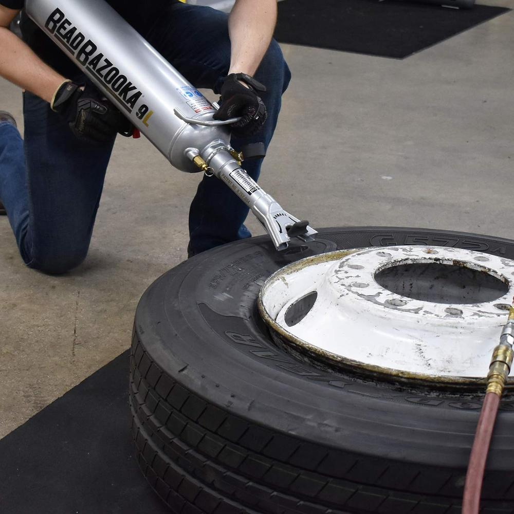 Gaither Tool Co., Inc. GBB9L Handheld Bead Bazooka - Professional Automotive Tools, Bead Seater Blaster Tool with Rapid Air Release, Tire Inflator for Passenger and Commercial Vehicles, 9 Liter