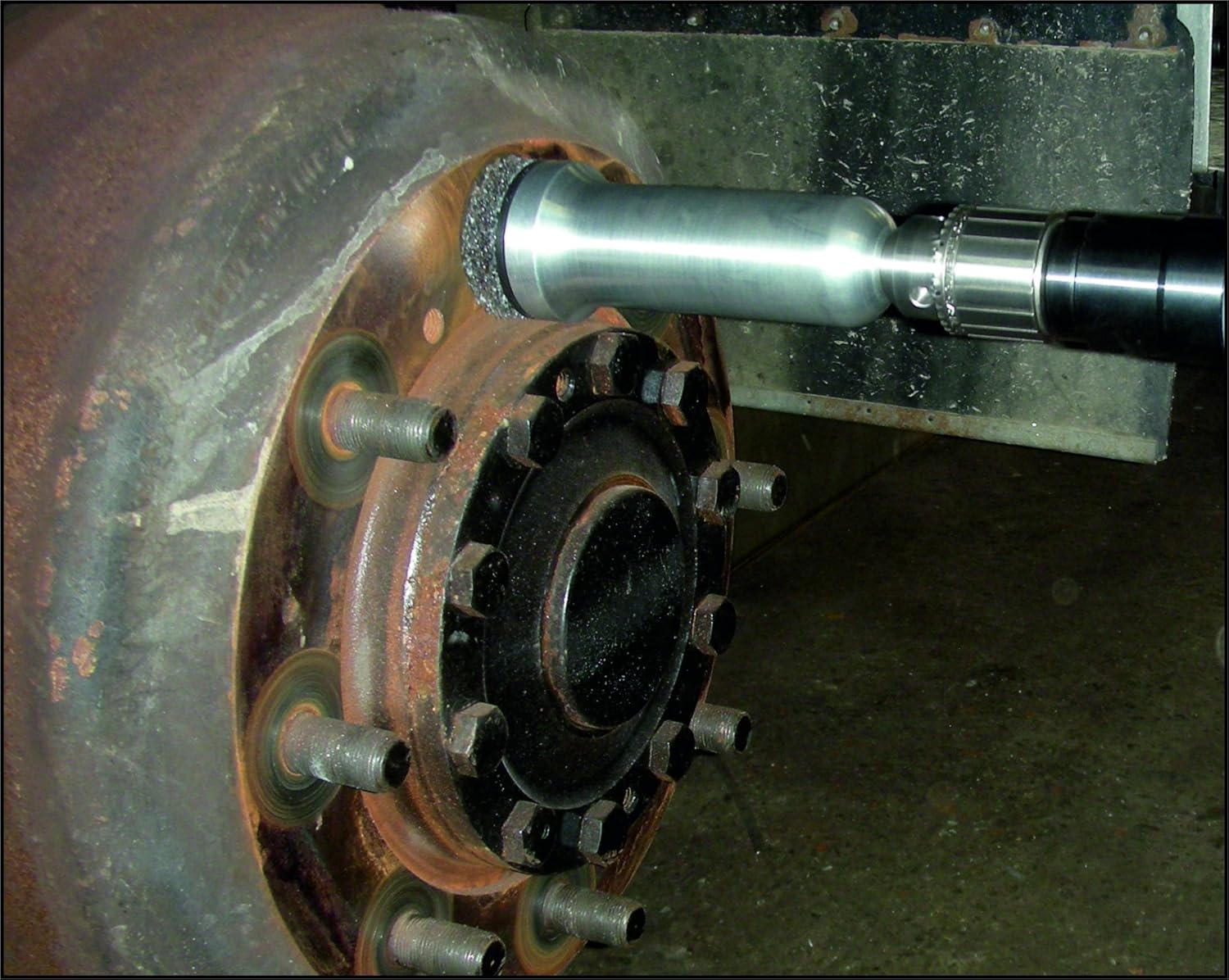 Mueller-Kueps 433 918 Aluminum Type 2 Wheel Hub Grinder for Trucks