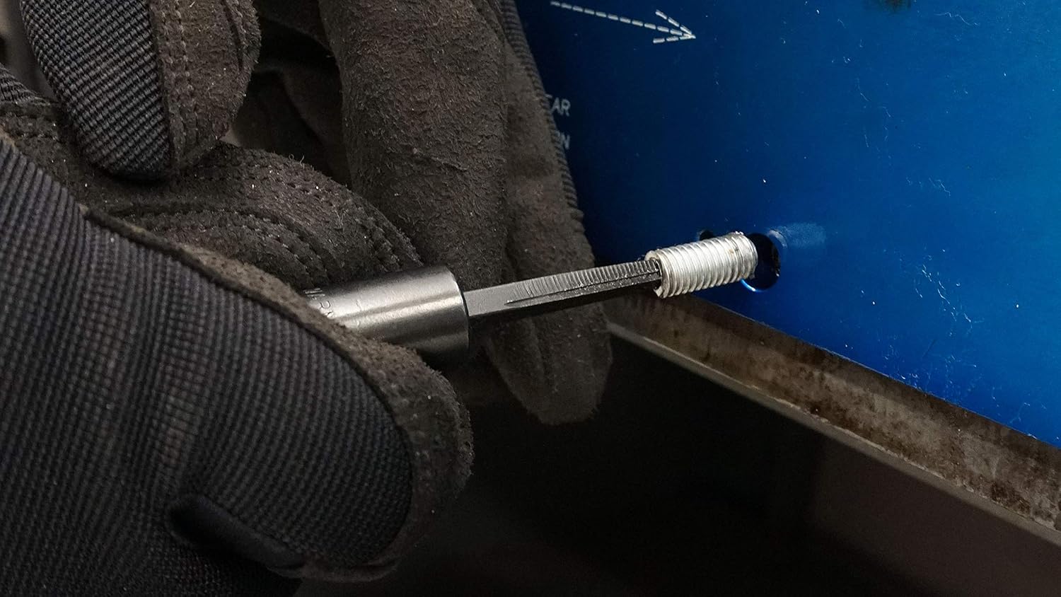 Lisle 71350 MANIFOLD DRILL TEMPLATE FOR FORD 6.0L & 6.4L DIESEL