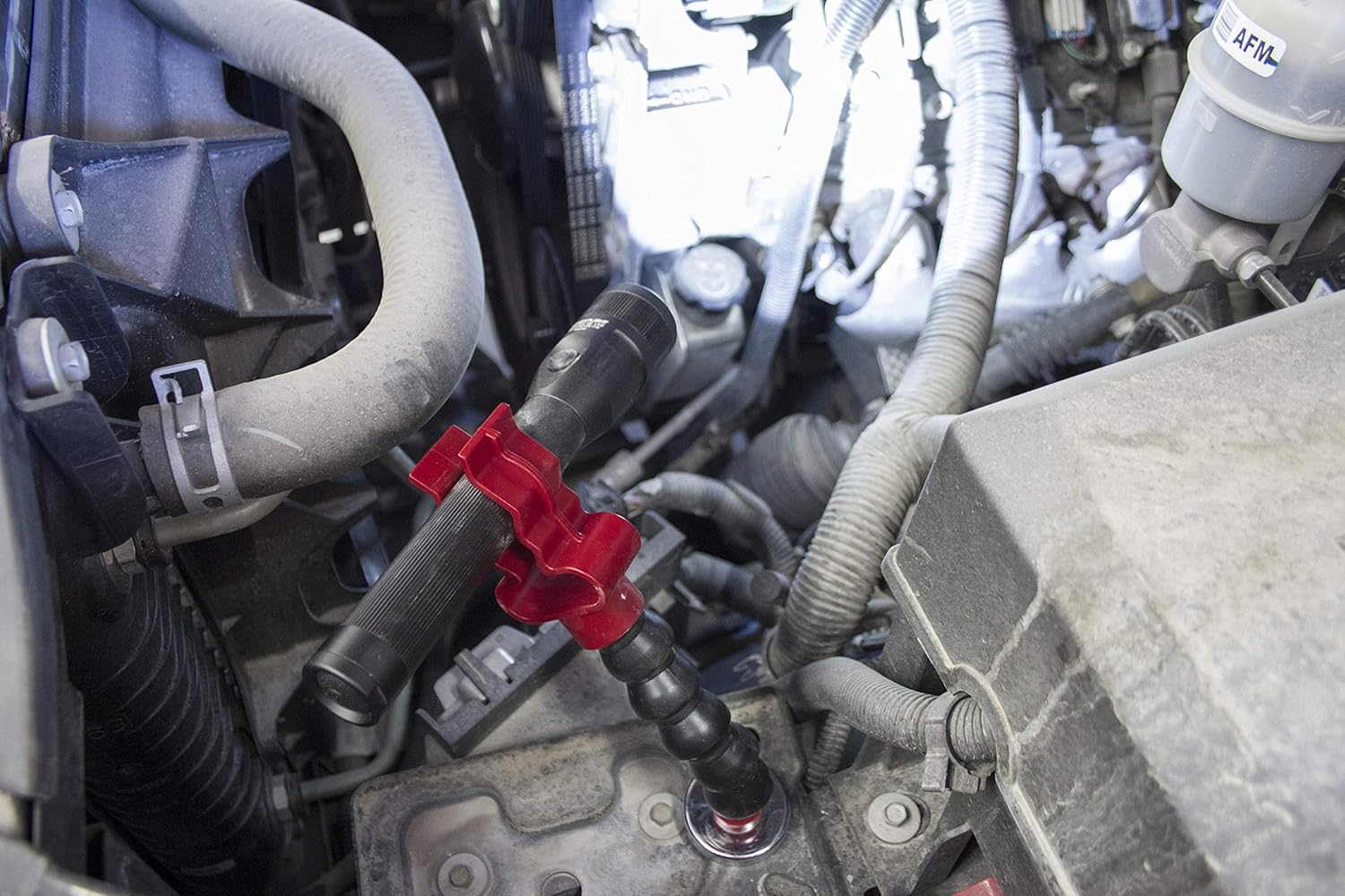 Lisle 71070 SUPPORT DE LUMIÈRE FLEXIBLE AVEC BASE MAGNÉTIQUE ; CONCEPTION À COL DE CYGNE DE 9 pouces ; DIAMÈTRE DE 2 pouces. AIMANT AVEC FORCE DE TRACTION DE 50 LBS