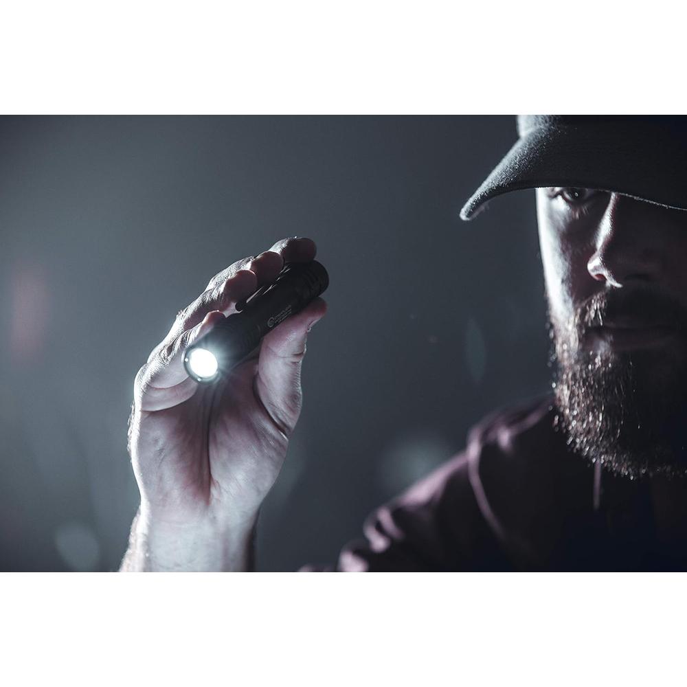 Streamlight 66320 MacroStream USB 500-Lumen Rechargeable Compact Flashlight with Wrist Lanyard, Hat Clip and USB Cord, Black