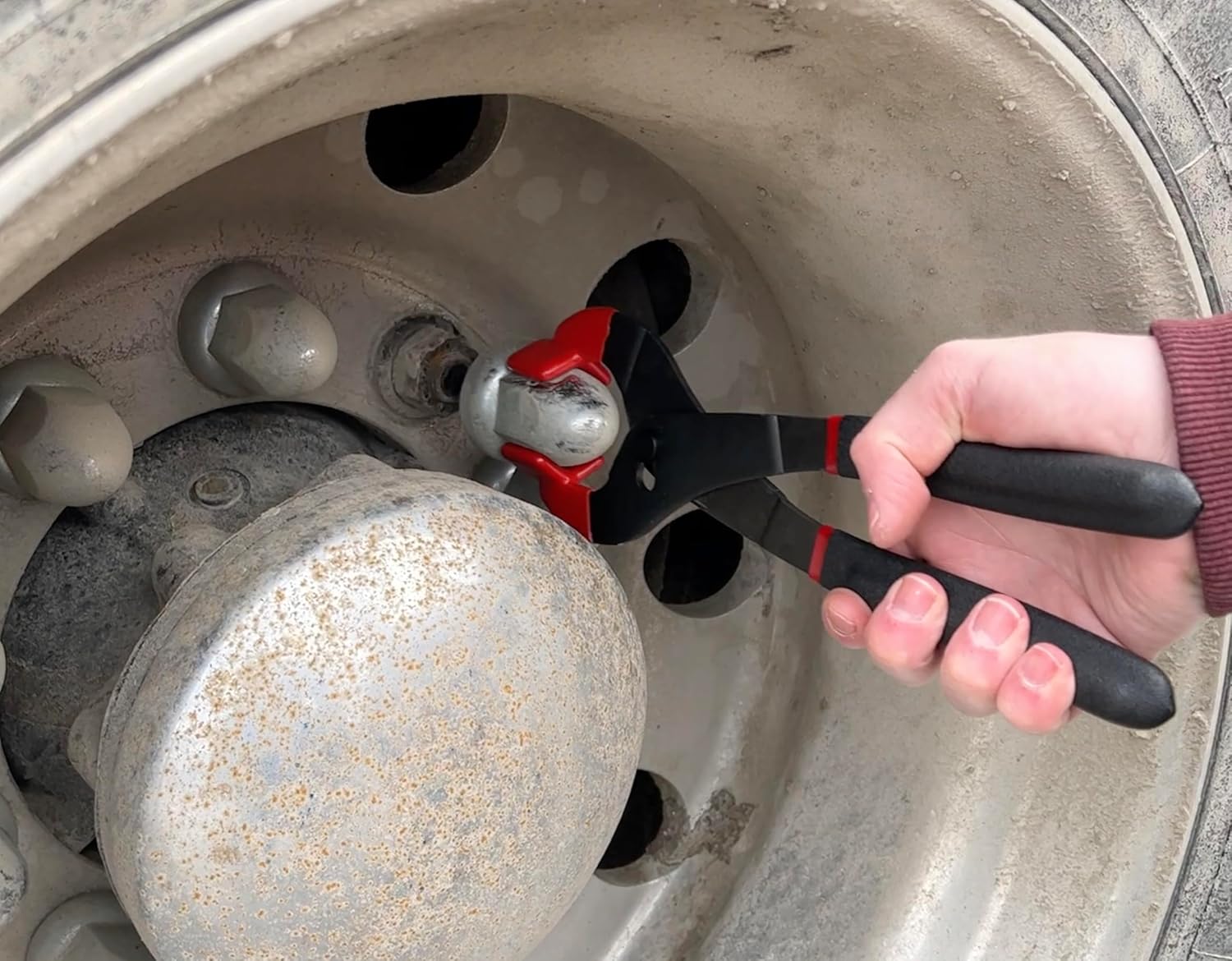 Lisle 51330 Adjustable Lug Nut Cap Remover