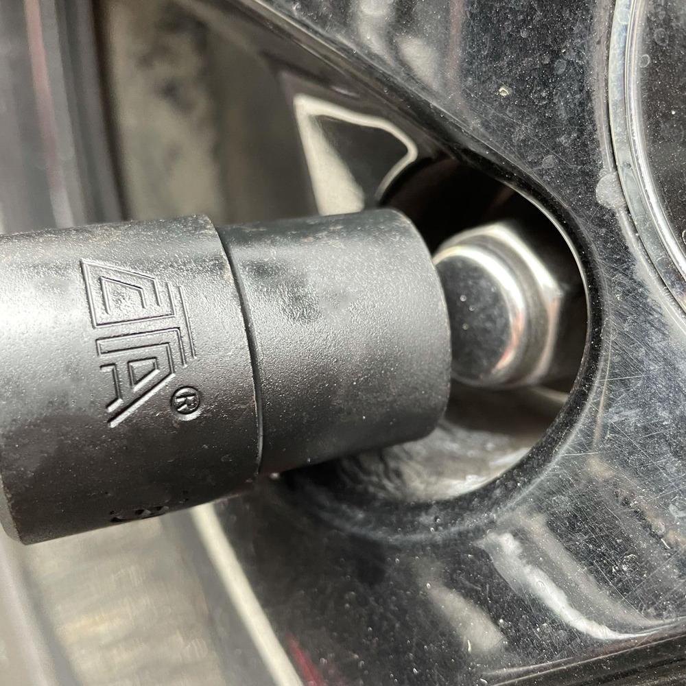 CTA 8856 6-pc Emergency Lug Nut Remover Impact Socket Set On Socket Rail, 17MM + 3/4" To 1-1/8"