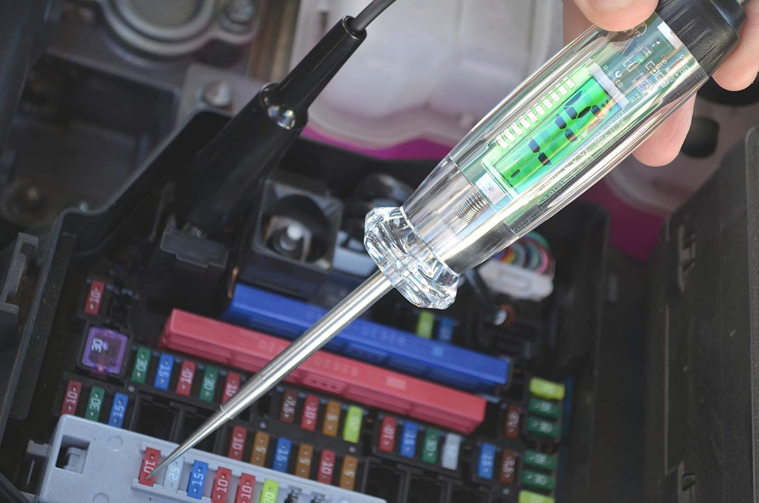 Astro Pneumatic Tool 7767 Testeur de circuit positif et de masse LCD numérique à large plage - 3,5 à 60 V