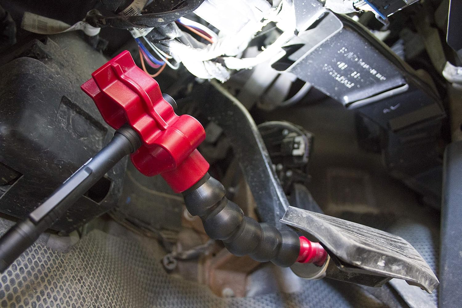 Lisle 71070 SUPPORT DE LUMIÈRE FLEXIBLE AVEC BASE MAGNÉTIQUE ; CONCEPTION À COL DE CYGNE DE 9 pouces ; DIAMÈTRE DE 2 pouces. AIMANT AVEC FORCE DE TRACTION DE 50 LBS