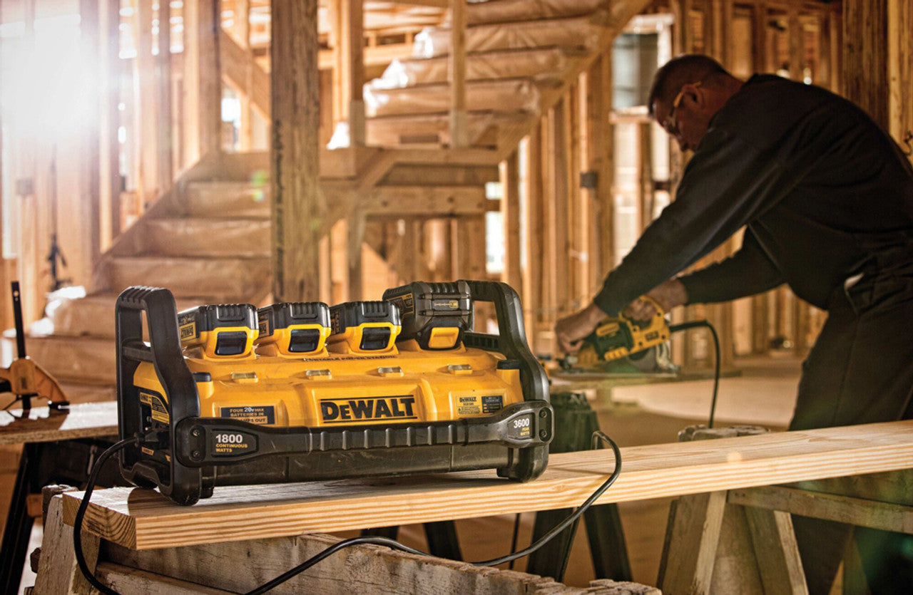 Dewalt DCB1800B PORTABLE POWER STATION - TOOL ONLY
