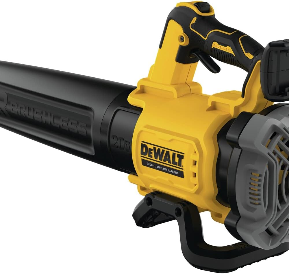 Dewalt DCKO215M1 20V Max Xr Brushless Cordless String Trimmer And Blower Combo Kit, (1) 20V 4.0Ah Battery, (1) Charger