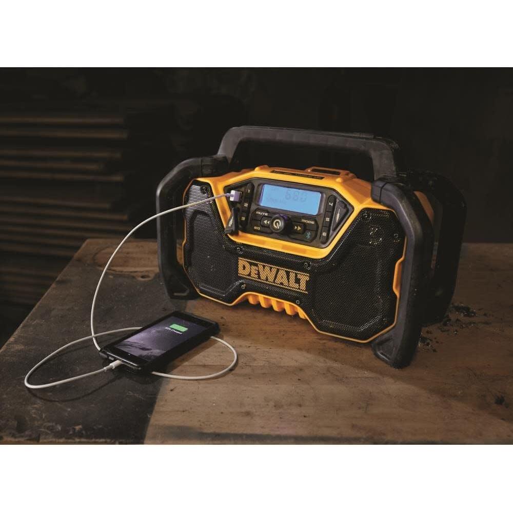 Dewalt DCR028B 12V/20V MAX JOB SITE BLUETOOTH RADIO