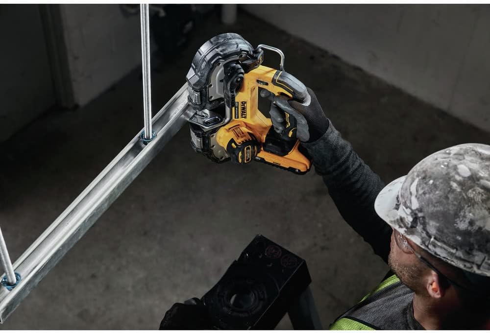 Dewalt DCS377Q1 20V MAX ATOMIC BAND SAW (4.0AH) W/ 1 BATTERY AND BAG