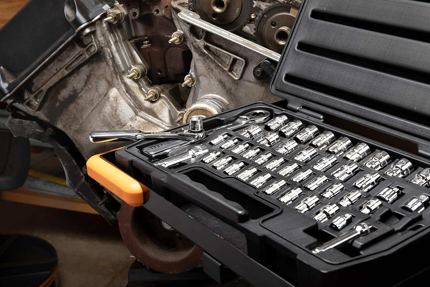 GearWrench 8946 SET PASS-THRU 1/4DR 3/8DR SAE 46PC