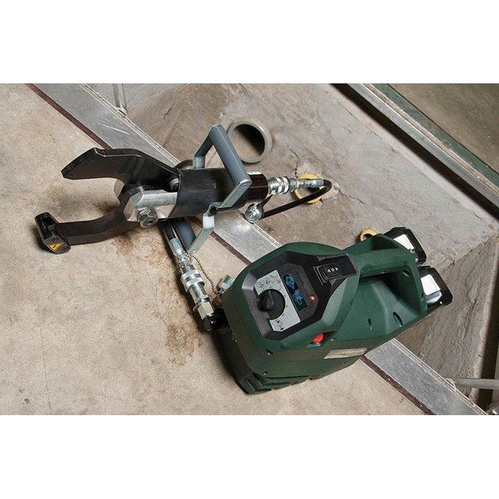Greenlee EHP700L230 POWER PUMP, 230V AC ADAPTER - MPR Tools & Equipment