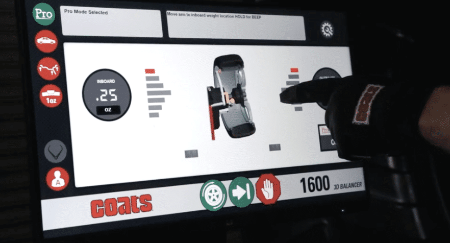 Coats 1600 3D Balancer intuitive touchscreen interface shown in Pro Mode