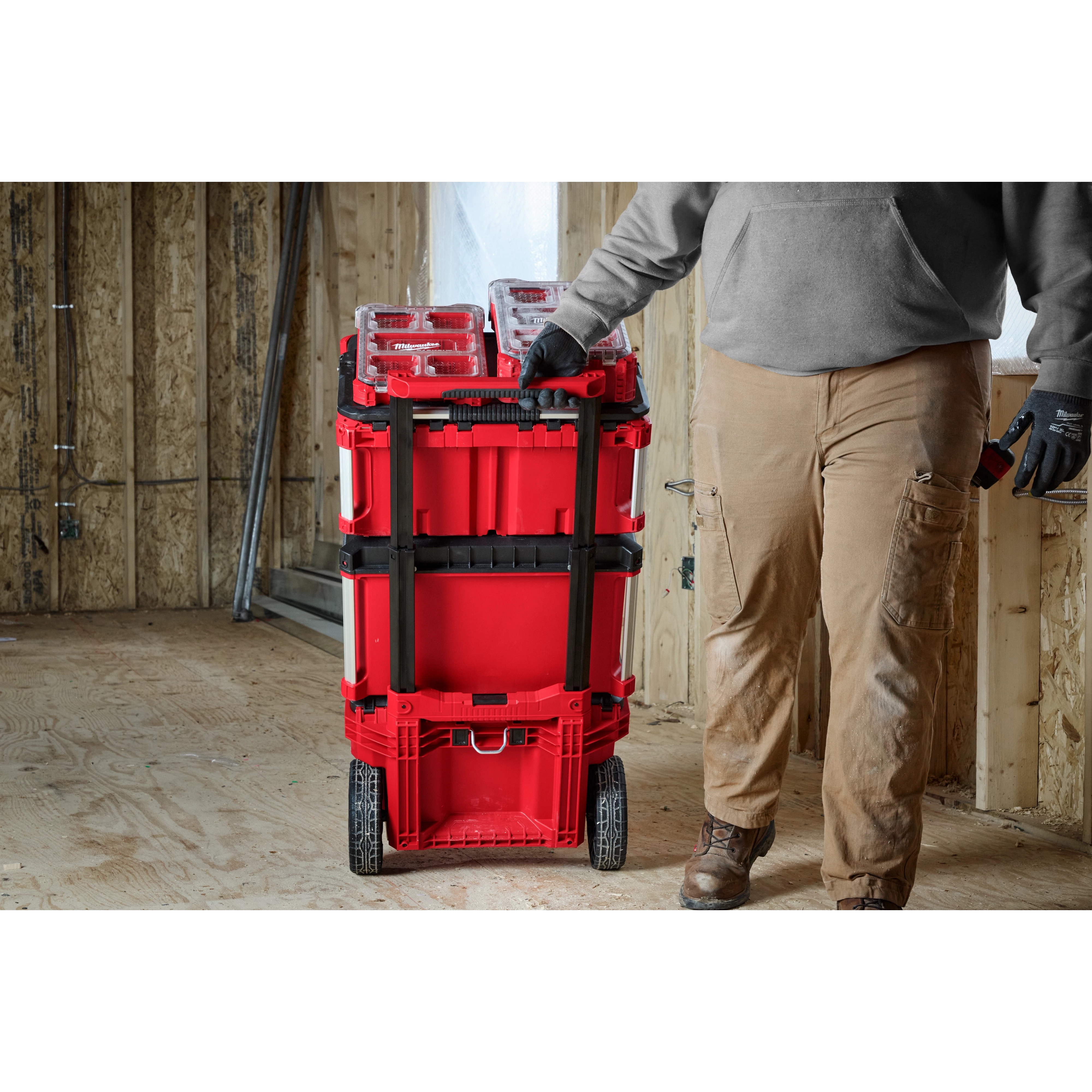Milwaukee Tool 48-22-8427 PACKOUT Rolling Tool Box
