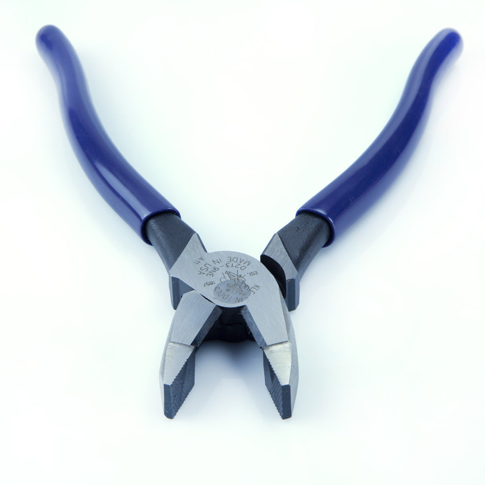 Klein Tools D213-9NE Lineman's Pliers front view showing New England nose jaw detail
