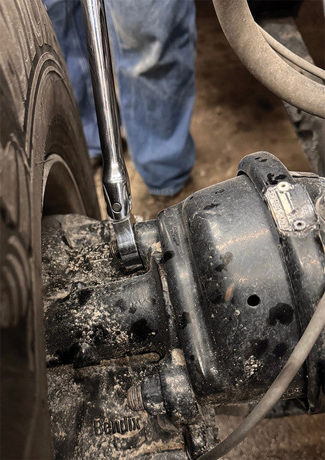 Lisle 39790 15/16 Ratcheting Flex Cage Bolt Wrench, 12-Point, 72-Tooth, 25" Long Handle - MPR Tools & Equipment