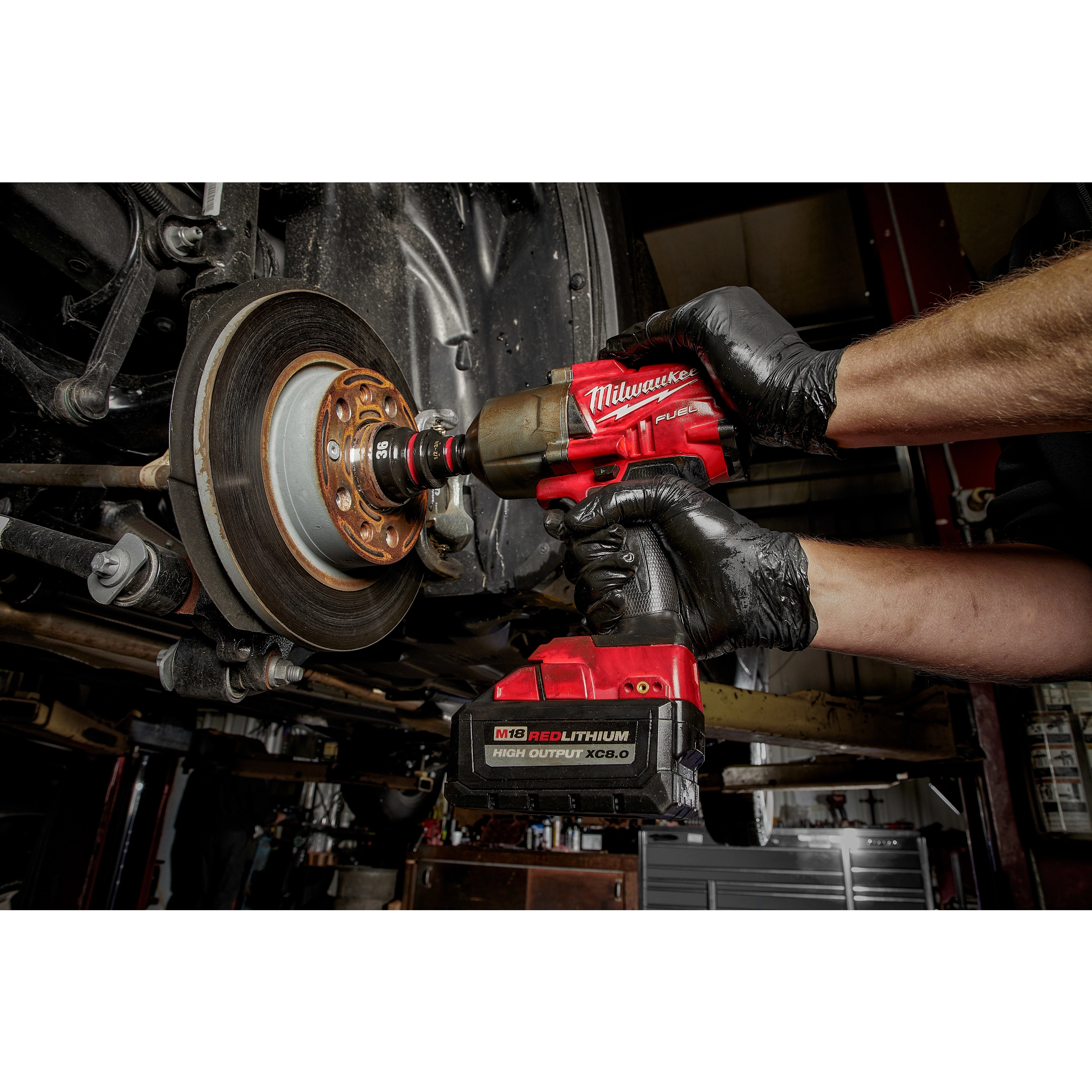 Milwaukee SHOCKWAVE 3/4" to 1" Drive Adapter - Angle View