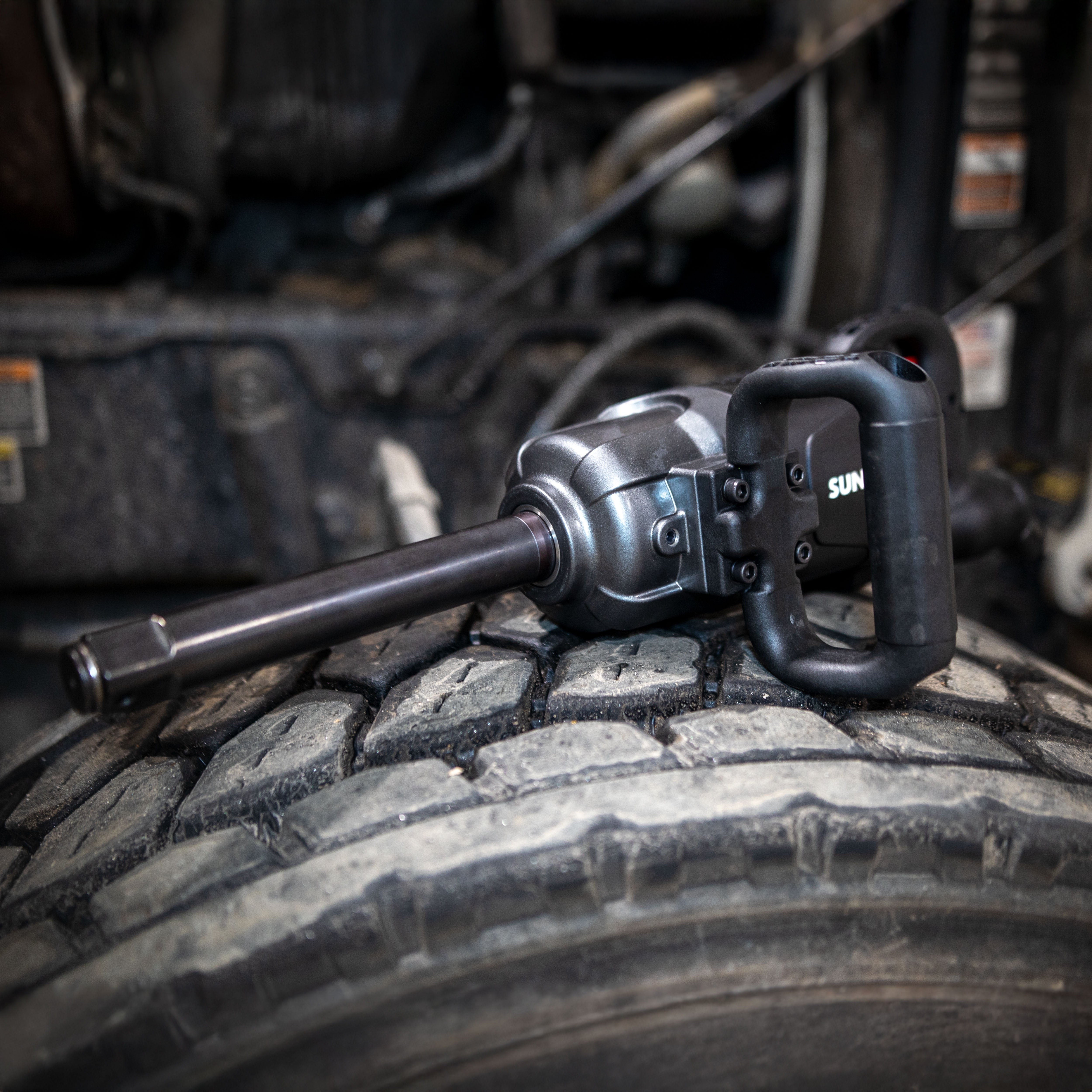 Sunex Tools SX01026 Impact Wrench rotating air inlet detail