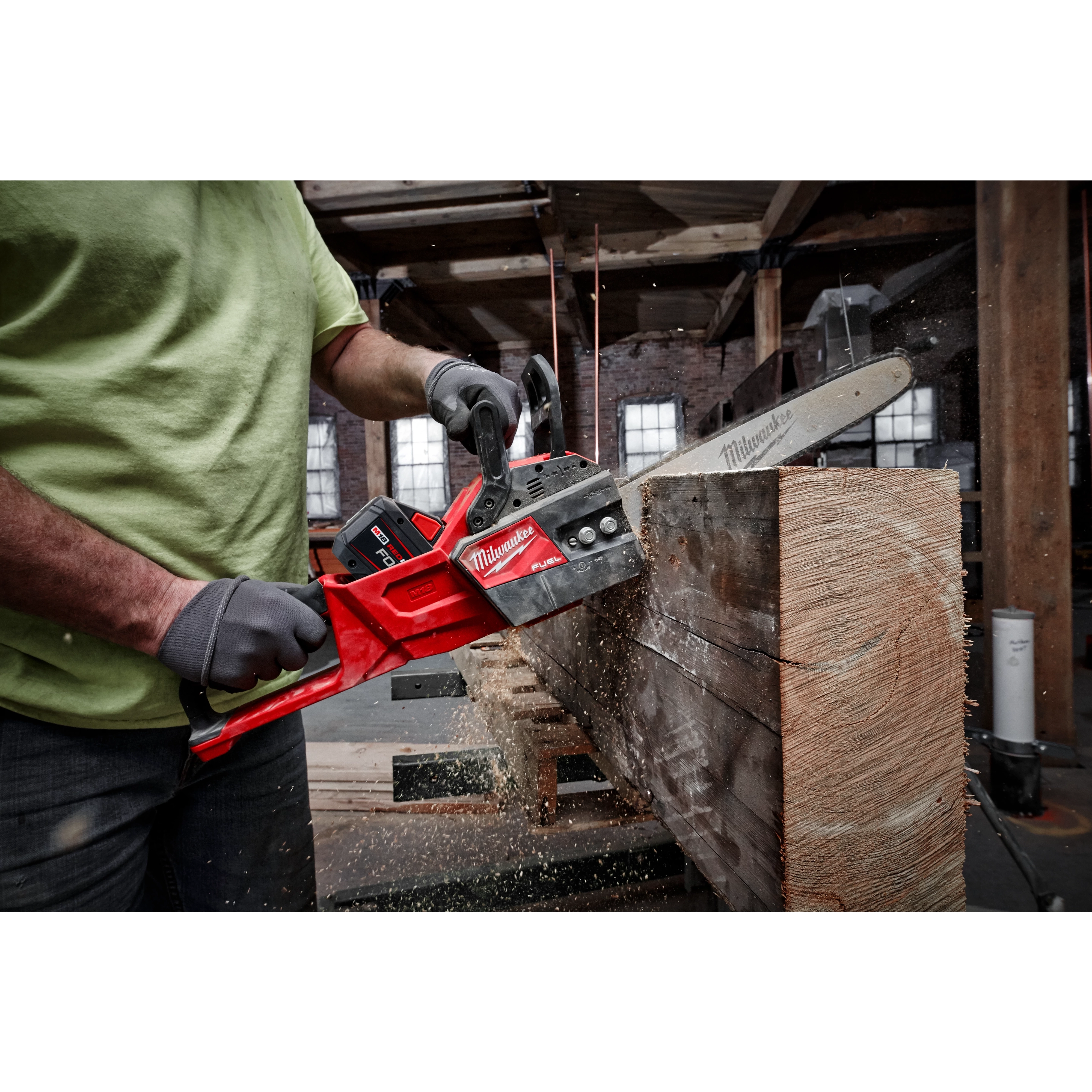 Milwaukee Tool 48-09-3001 Chainsaw Guide Bar - Detail View