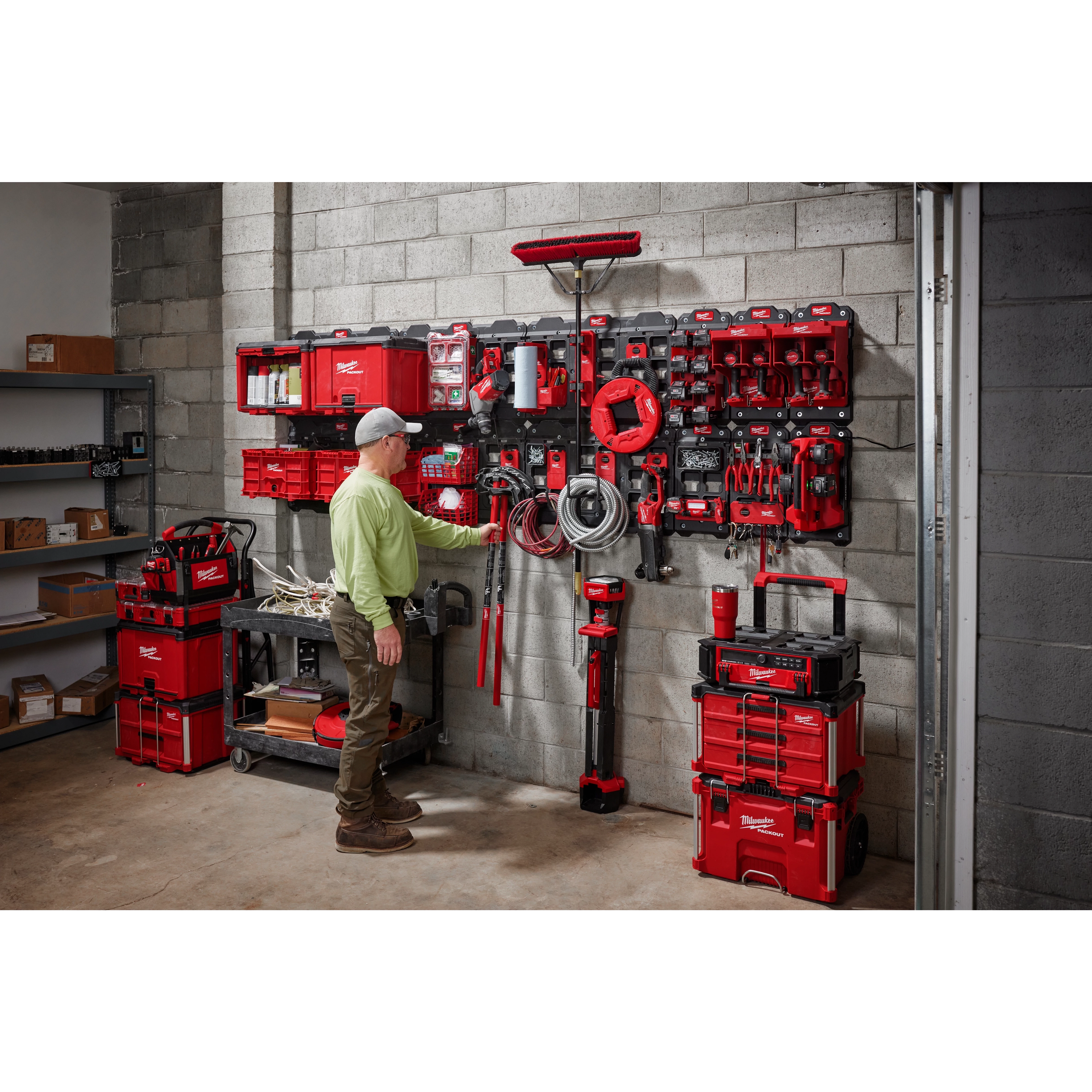 Milwaukee Tool PACKOUT Magnetic Bin dimensions 4 in L x 4 in W x 2 in H