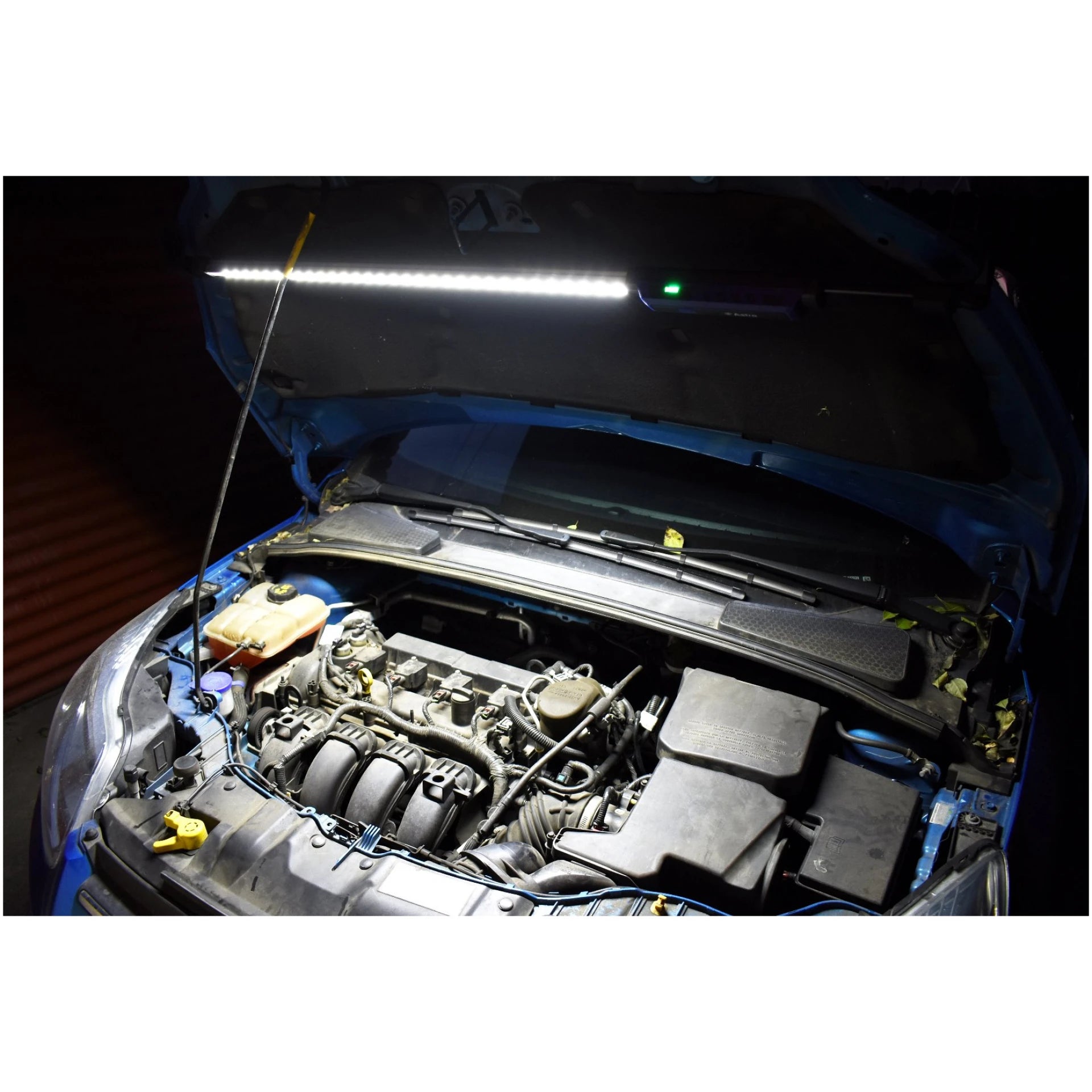 Astro Pneumatic 151SL rechargeable underhood light mounted under car hood lighting engine compartment