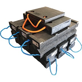 AME International 15273 8-Piece Primo Super Stacker Cribbing Set with Jack Plates, 100% recycled plastic cribbing blocks stacked together