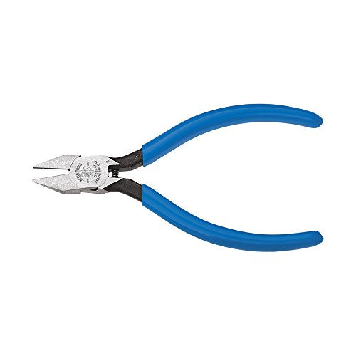 Klein Tools D209-5C Pliers, Diagonal Cutting Electronics Pliers with Narrow Jaw and Hinge, Sharp Pointed Nose, 5-Inch - MPR Tools & Equipment